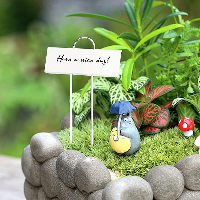 FORUP Metal Plant Labels, 30 Pack Garden Label Markers, Weatherproof Garden Stake Tags, Reusable Planting Gardening Markers, White