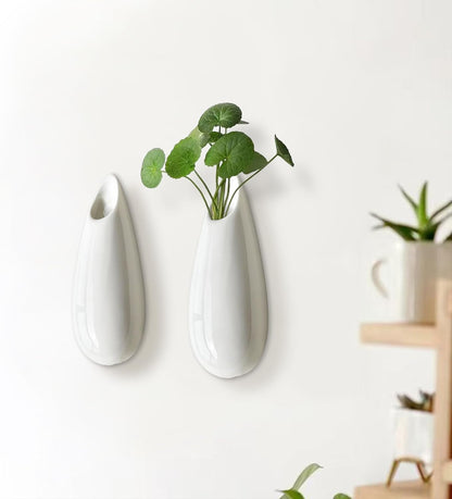 2 Pack White Ceramic Wall Vases,5.9 Inch Wall Hanging Plant Holder,Cubicle Modern Decor Plant Holder Vase for Indoor Plants, Hanging Propagation Flower Pots for Air Vases