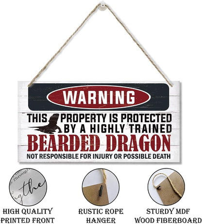 Funny Warning Signs, The Property is Protected By Highly Trained Bearded Dragon Sign, Decorative Wood Hanging Wood Plaque, Warning Wood Sign for Indoor Outdoor Use, Door Gate Hanger, House Decor