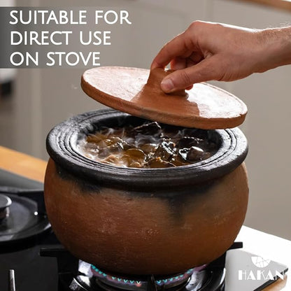 Hakan Efes Clay Pot with Cover, JUMBO 5.7 Quarts Clay Pot for Cooking, Unglazed Twice Baked Terracotta Traditional Moroccan Roaster Casserole for Stovetop, Earthenware with Lid, 182.6 oz (5.4 L)