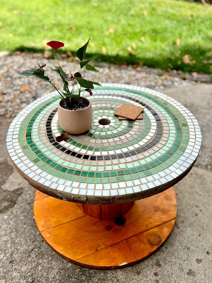 3/4 inch Quartz Glass Mosaic Tiles for Crafts, 1.1 LB, Square Mosaic Pieces for DIY Picture, Home Mosaic Decoration (Sky Blue)