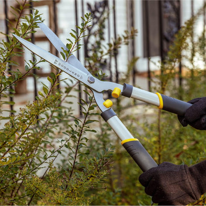 Woodland Tools 22" Regular Duty Hedge Shears - High Carbon Steel Blades, Non-Stick Coating, Cushioned Grips, Shock-Absorbing Bumpers, Manual Hedge Clippers for Shrubs and Bushes