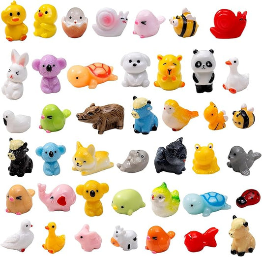 42pcs Mini Resin Animal 42 Styles Figures Bulk Tiny Resin Animals Little Miniature Small Animal for Micro Fairy Garden Landscape Accessories Dollhouse Hide Crafts Decor Aquarium