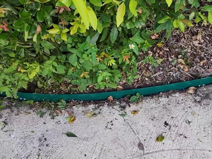 A ANLEOLIFE 6 Pack 40" LX 6" H Galvanized Steel Garden Landscape Edging, Bendable Hammer-in Metal Lawn Border with Gloves and 10 Stakes (20FT Total) (6 inch Tall, Green)