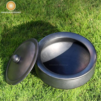 Swadeshi Blessings HandMade Exclusive Range Unglazed Clay Handi/Earthen Kadai/Clay Pot For Cooking & Serving with Lid, 2.8Liters (With Natural White Firing Shade & Mirror Shine) (Black)