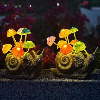 Solar Garden Snail Statue Gift, 1 Pack Solar Outside Snail Sculpture, Outdoor Patio Landscape Mushroom Decorative Art, Porch Deck Balcony Front Garden Decoration, Unique House Warming Gift