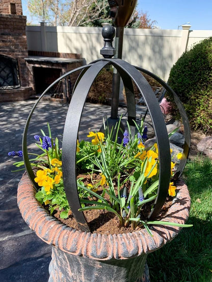 Large Round Black Metal Garden Trellis 18"x22" for Climbing Plants - Indoor/Outdoor Flower Lattice Topiary Frame - Ideal for Potted Plant Decor - Outdoor Garden Decor and Courtyard Gift