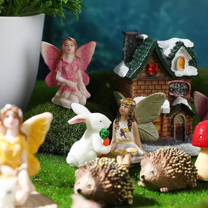 Roowest 16 Pcs Garden Accessories Miniatures Fairies Kit Christmas Resin Hedgehogs Cute Tiny Mushroom Miniature Figurines Mini Garden Micro Landscape Ornaments for Lawn Yard Home Decorations