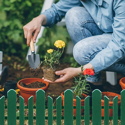 Sunnyglade 12 Pack Garden Edging Decorative Border Recycled Plastic Landscape Garden Fence Flexible No-Dig Spikes,Dark Green