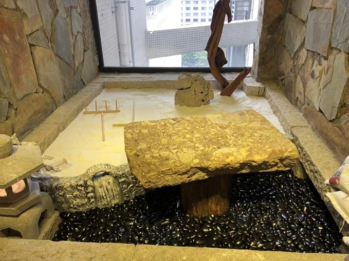 2lbs Black Pebbles for Indoor Plants, 0.8-1.2 inch Polished Stones. Decorative Black River Rocks for Potted Plants Vase Aquarium Landscaping and Outdoor Garden