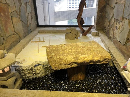 2lbs Black Pebbles for Indoor Plants, 0.8-1.2 inch Polished Stones. Decorative Black River Rocks for Potted Plants Vase Aquarium Landscaping and Outdoor Garden