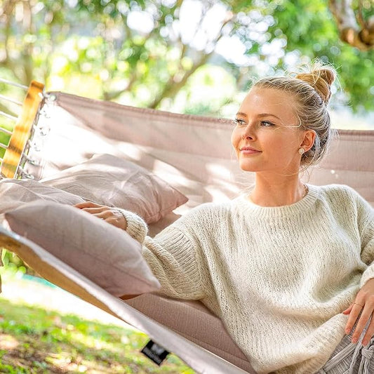 SUNCREAT 13.8 FT Hammocks Quilted Fabric Double Hammock with Detachable Curved Bamboo Spreader Bar and Soft Pillow, Max 450 lbs Capacity, Tan