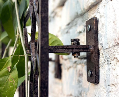 H Potter Outdoor Metal Wall Decor or Trellis for Climbing Plants Art Garden Panel Roses Vines Privacy Includes Brackets for Hanging GAR258W1