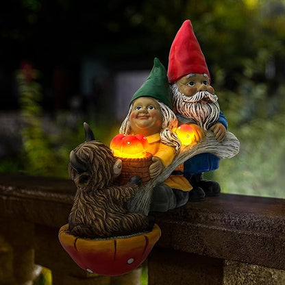 Garden Gnomes & Highland Cow with Mushroom Solar Light, Garden Gnomes Outdoor Statue Solar Yard Decorations for Patio Lawn Porch Accent (Couple Gnome Figurine)