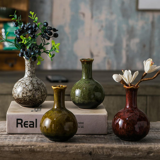 JOJUNO Glazed Rustic Bud Vase Set of 4 - Small Ceramic Mini Pottery Vases in White, Yellow, Green, Red - Ideal for Fresh & Dried Flowers - Modern Farmhouse Décor for Living Room, Shelves, Dining Table