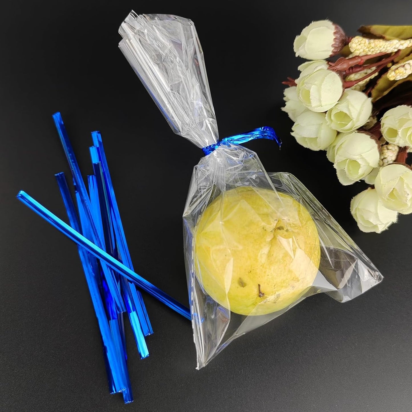 800 Pcs Metal Twist Ties 4 Inches Twist Straps for Bread Bags Candy Bags Snack Bags Halloween Party Cake Favor (Blue)