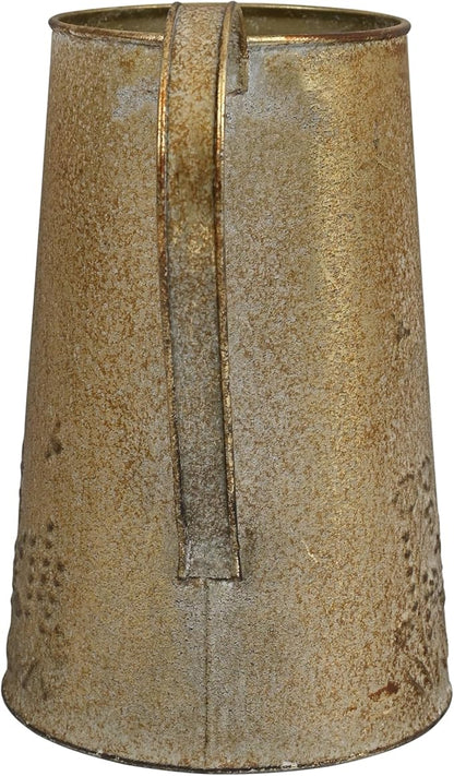 Vintage Distressed Gold Flower & Garden Watering Can, Decorative Metal Watering Pot Planter for Home Patio Backyard Outdoor Plant Care, Rustic Farmhouse Home Decor Accent