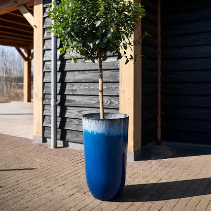 25.5-inch Tall Set of 2 Blue Large Plastic Planter Pots with Drainage Plug for Indoor or Outdoor Use, Decorative Lightweight Garden Flower Pot for Porch, Patio, Deck