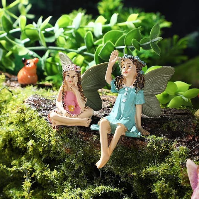 Roowest 16 Pcs Garden Accessories Miniatures Fairies Kit Christmas Resin Hedgehogs Cute Tiny Mushroom Miniature Figurines Mini Garden Micro Landscape Ornaments for Lawn Yard Home Decorations