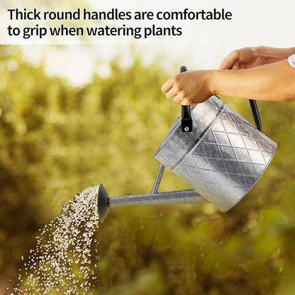 1.75 Gallon Outdoor Galvanized Metal Watering Can for Garden Plants, Vintage Zinc Watering Can with Removable Spray Spout, Ideal for Outdoor Use (Silver)