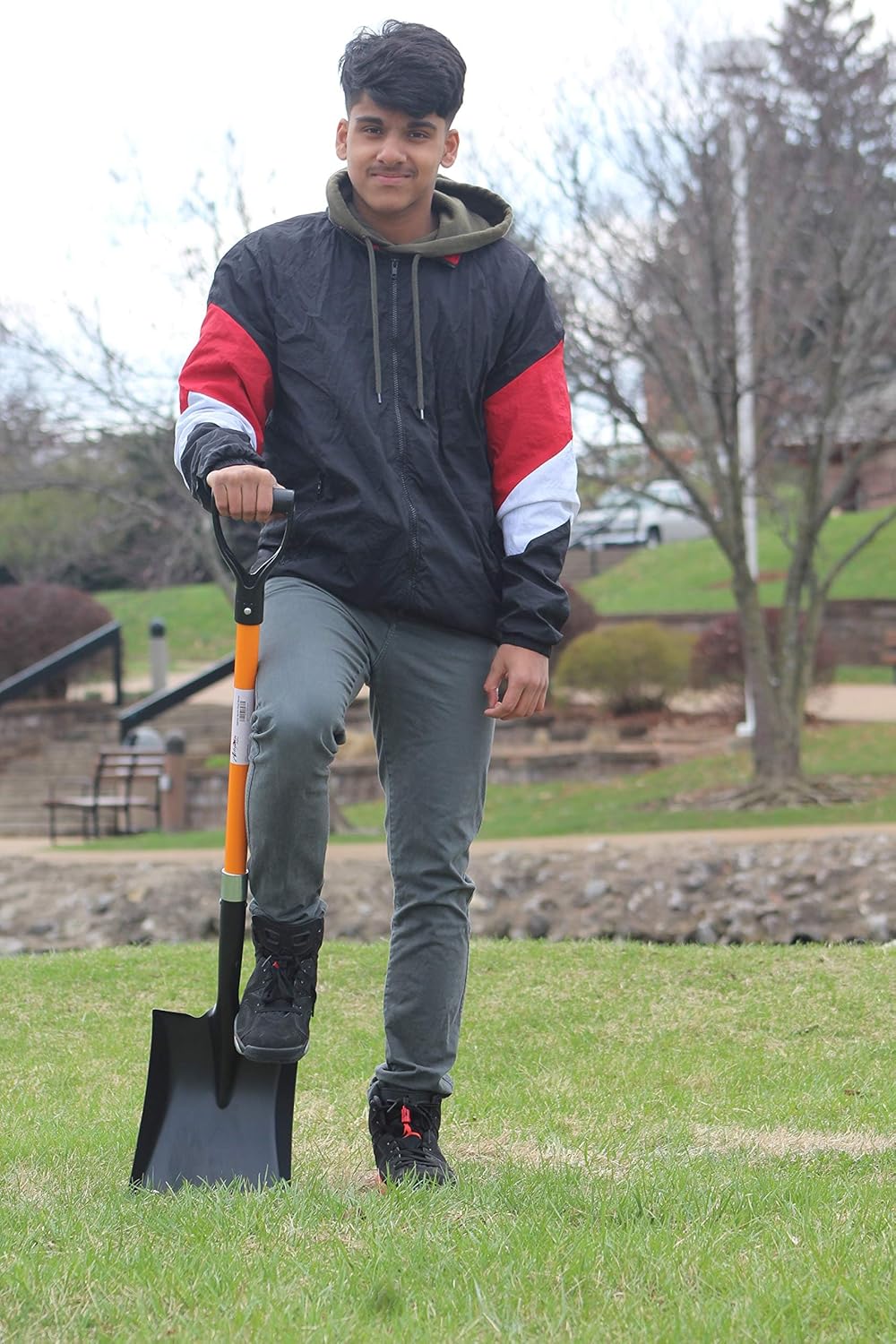 Ashman Heavy-Duty Transfer Shovel (1-Pack) with 41-Inch long Durable Handle and Blade- Ideal for Construction, Landscaping, Gardening, and Snow Removal- Durable, Rust-Resistant, and Multipurpose Scoop