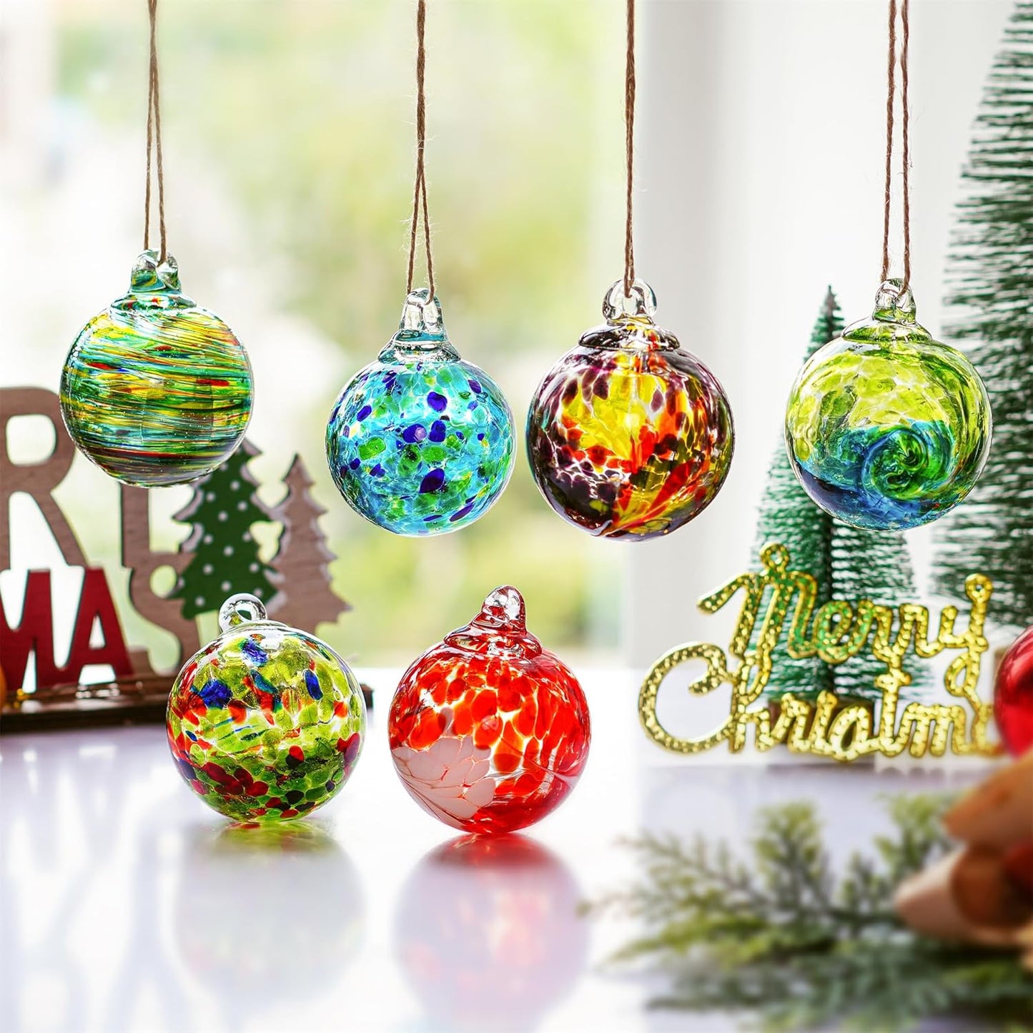 6pcs Hand-Blown Glass Christmas Ornaments Balls Hanging Glass Balls Witches Ball Gazing Ball for Home Window Outdoor Garden Patio Xmas Tree Décor
