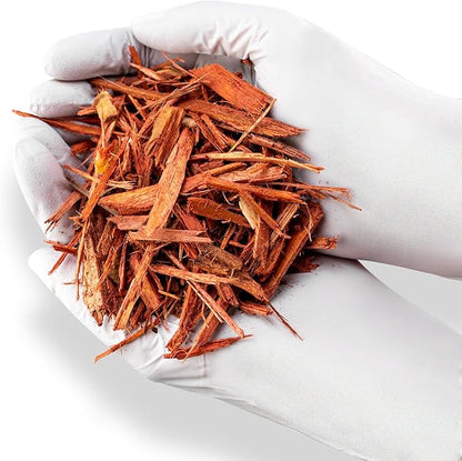 Gardenera Organic Red Mulch - Provide Natural Nutrients for Strong and Resilient Plants - 20 QUARTS