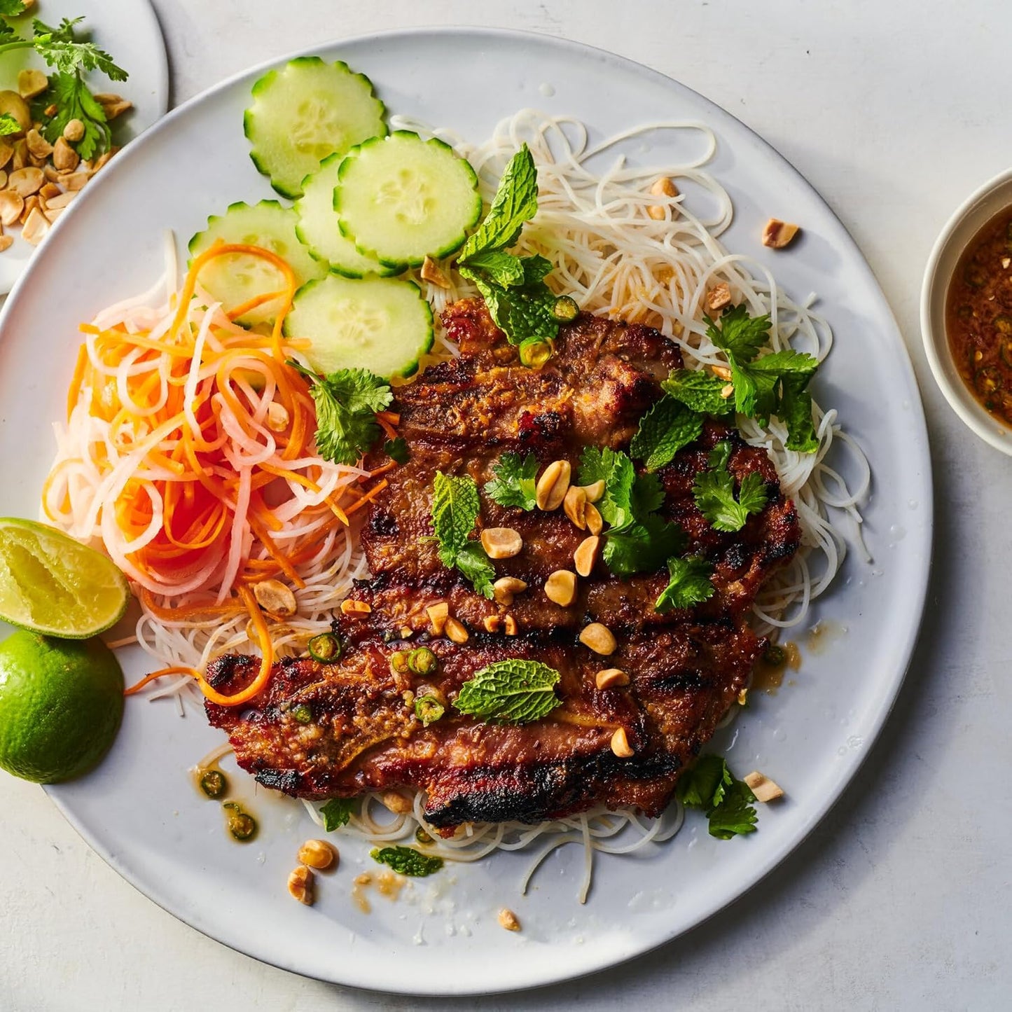 Lemongrass - Cymbopogon citratus. Live Plant. Fragrant, Fresh, Edible. Easy Grow. Indoor/Outdoor. (4 Lemongrass in Sac)