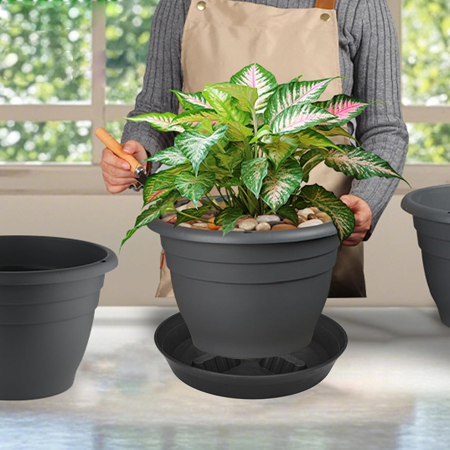 4 Pack Plant Saucer 10 inch, 8 12 14 17 inch, Plant Stand Plastic Plant Saucers for Indoors Outdoor, Heavy Duty Flower Plant Risers for Inside Pots, Pot Saucers for Plants, Grow Bags Saucers