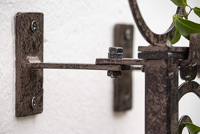 H Potter Outdoor Metal Wall Decor or Trellis for Climbing Plants Suitable as Art Garden Panel Roses Vines Privacy Includes Brackets to be Hanging Gar124w1