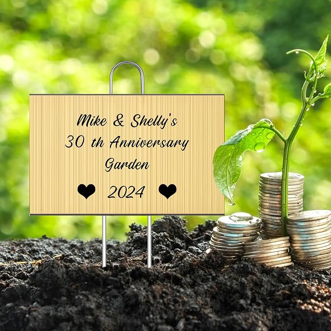 Landhoow 12 Pcs Large Garden Plant Markers Metal Plant Labels Sign 4'' x 6'' with 11'' Stake Weatherproof Waterproof Garden Sign for Outdoor Seedlings Herbs Vegetable Greenhouse, Gold