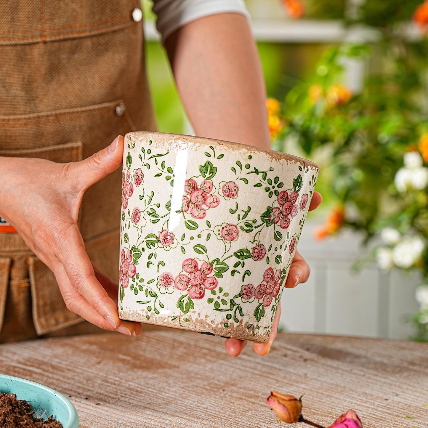 Sungmor Vintage Ceramic Plant Pots, Set of 2 Pretty Ice Cracked Glaze Ceramic Flower Pots, 5.5in. Herb Planters with Drainage Hole, Tuscan Planters for Indoor Outdoor Plants, Home Garden Decor Pot