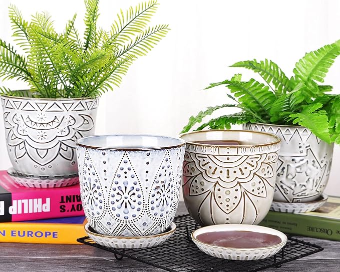 VanEnjoy 5.9 inch Round Bohemian Style Ceramic Planter, Geometry Engrave Off White Brown Planter Flower Pot, Indoor Outdoor Decorative Planter