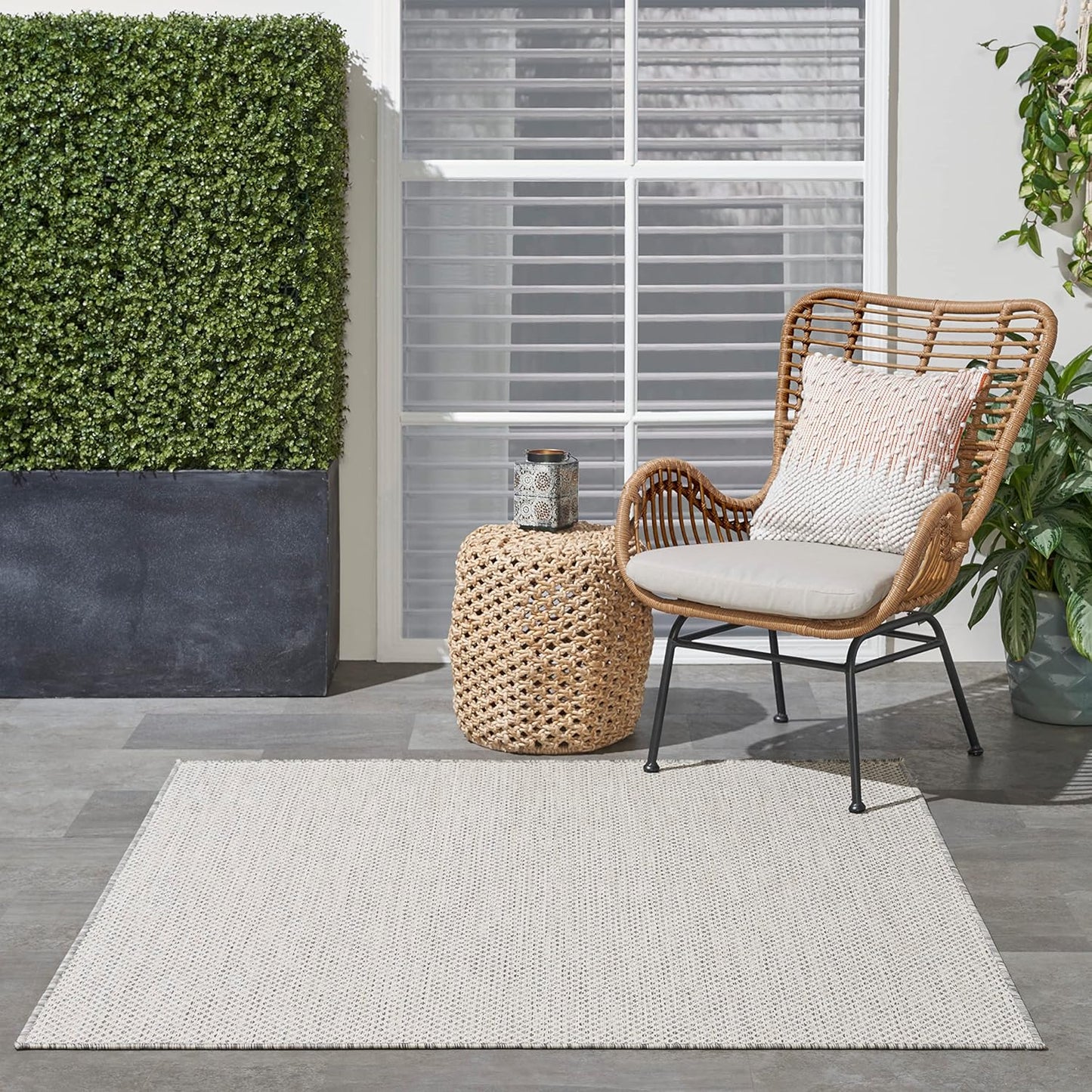 Nourison Home Courtyard Indoor/Outdoor Ivory/Silver 5' x Square Area Rug, Easy Cleaning, Non Shedding, Bed Room, Living Room, Dining Room, Backyard, Deck, Patio (5 Square)