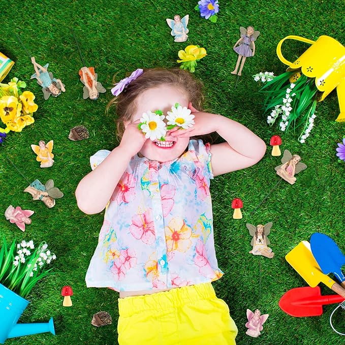 Roowest 16 Pcs Garden Accessories Miniatures Fairies Kit Christmas Resin Hedgehogs Cute Tiny Mushroom Miniature Figurines Mini Garden Micro Landscape Ornaments for Lawn Yard Home Decorations