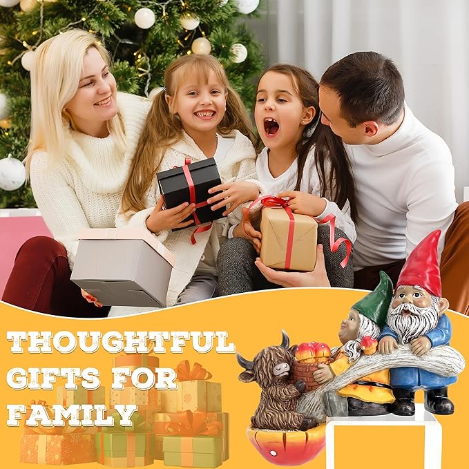 Garden Gnomes & Highland Cow with Mushroom Solar Light, Garden Gnomes Outdoor Statue Solar Yard Decorations for Patio Lawn Porch Accent (Couple Gnome Figurine)