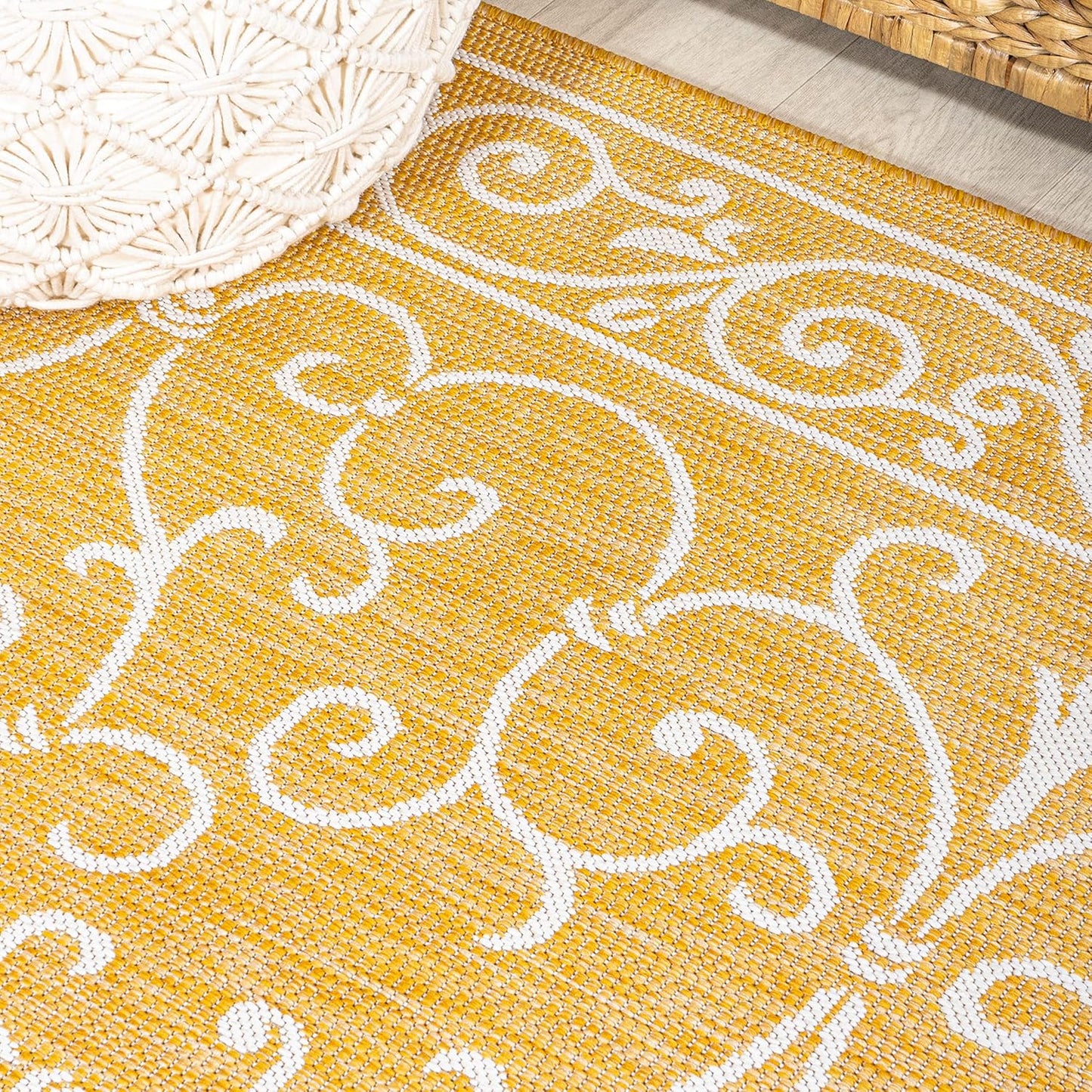 JONATHAN Y SMB106L-5SQ Charleston Vintage Filigree Textured Weave Indoor Outdoor Area Rug, Classic Traditional Transitional Easy Cleaning,Bedroom,Kitchen,Backyard,Patio, Yellow/Cream, 5' Square