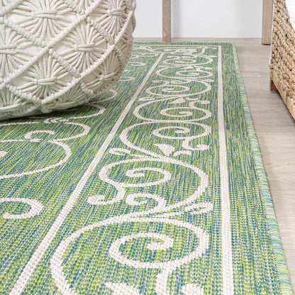 JONATHAN Y SMB106K-5R Charleston Vintage Filigree Textured Weave Indoor Outdoor Area Rug, Bohemian Coastal Classic Easy Cleaning,Bedroom,Kitchen,Backyard,Patio,Non Shedding, Green/Ivory, 5' Round
